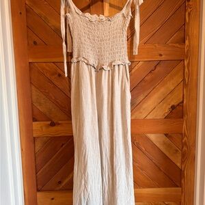 Linen jumpsuit with pockets
